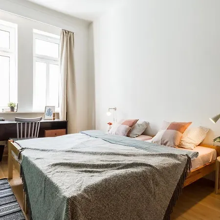 Appartement Jeseniova *